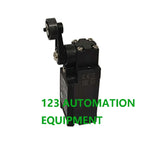 Authentic New Omron D4N-4A72 112G 212G 212H 412G 1120 2120 Safety Limit Switch Conduit Models
