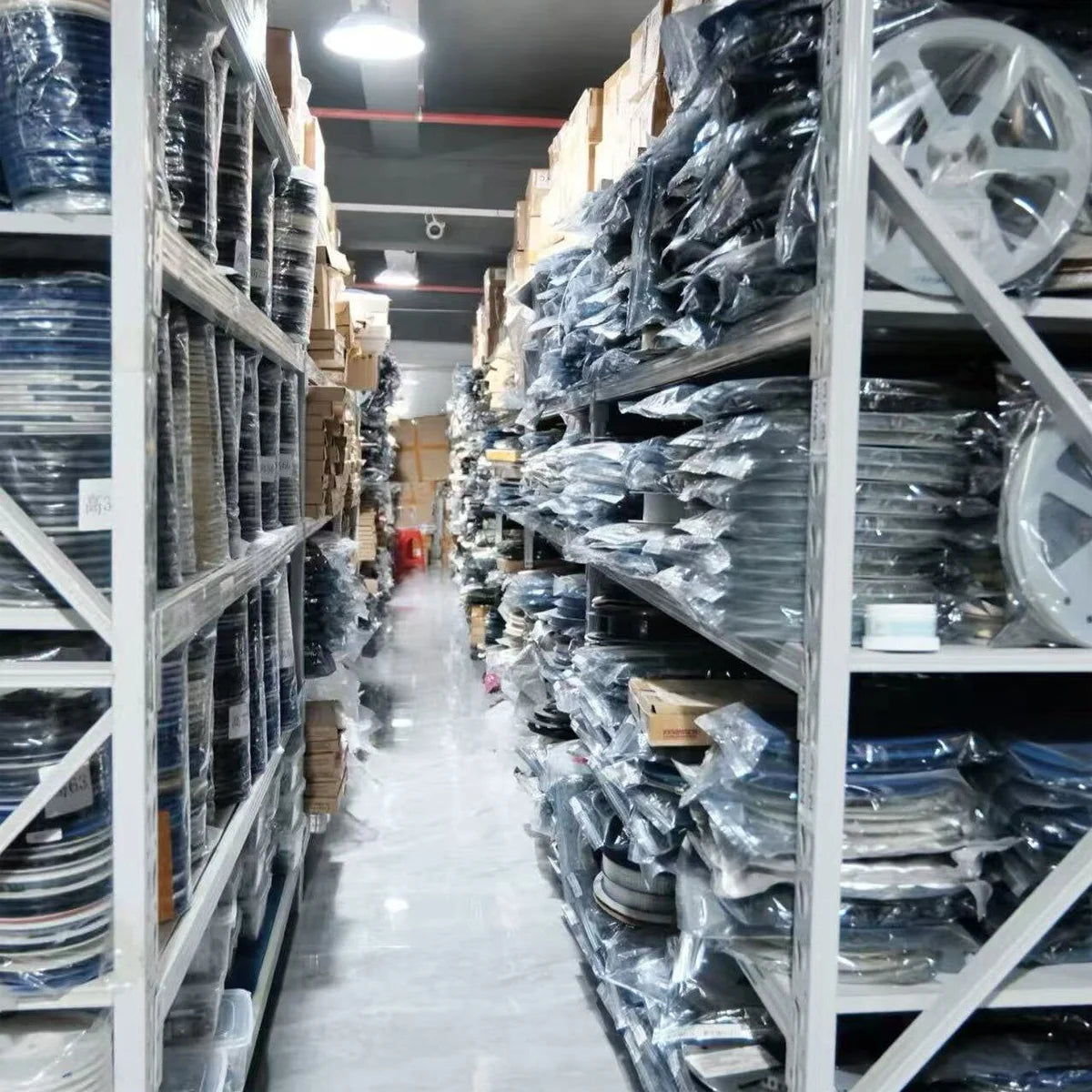 (10-100piece)100% Brand new original AON6354 SMD DFN5X6-8 marked 6354 single N-channel 30V 83A MOSFET