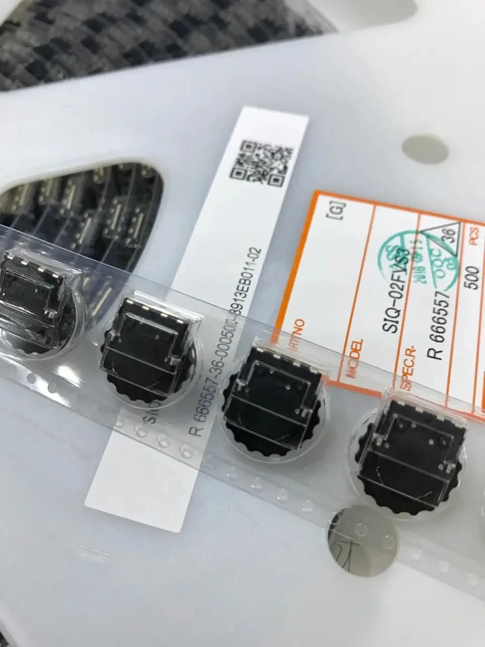 New original rotary encoder SIQ-02FVS3 with sliding vane rotary coding switch 15 positioning
