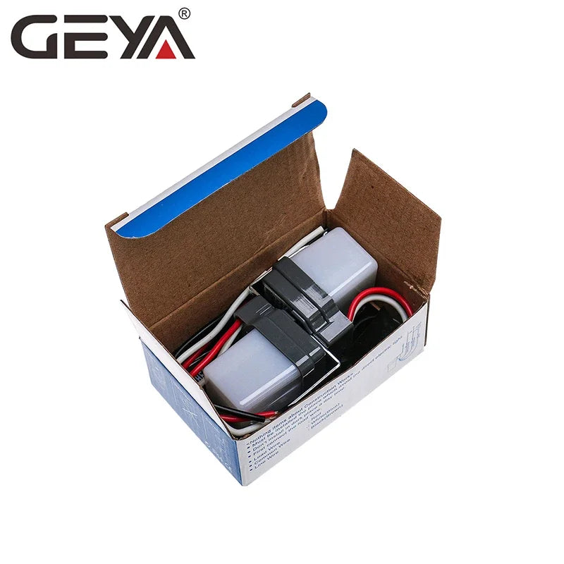 2PCS GEYA Photocell Street Light Switch AC220V 10A Photo Control Photoswitch Sensor Switch Automatic Night ON Day OFF