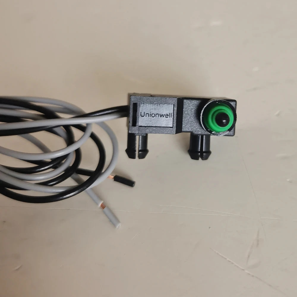 G305 Series Waterproof Normal Closed Micro Switch with 2 Wire NC for Auto G305-130F00B34D-FL550