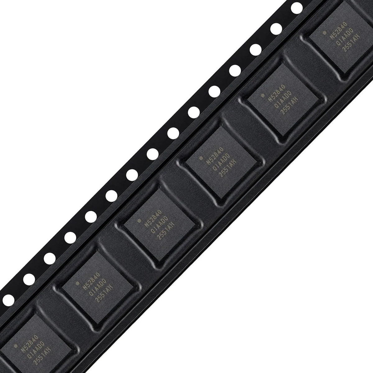 NRF52840-QIAA-R Original IC QFN-73 Bluetooth 5.2 BLE Low Power Wireless Microcontroller Chip