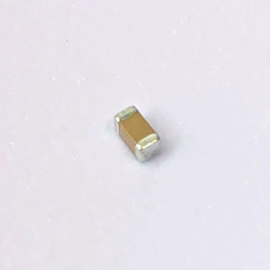 50pcs/100pcs SMD Ceramic Capacitors 0201 0402 0603 0805 1206 1uF 2.2uf 3.3 4.7uF 10uF 22uF 47uF 6.3V 10V 16V 25V 50V 100V X5RX7R