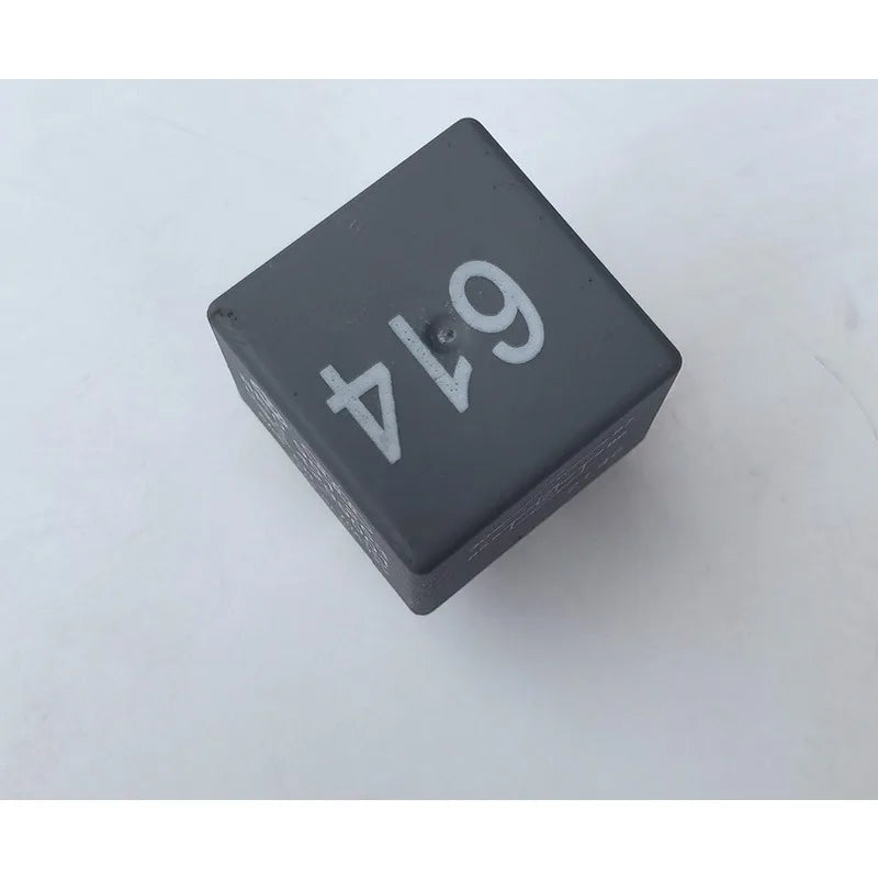 Genuine 8E0 951 253 8E0951253 No. 614 Parking Warm Air Fuel Pump Relay for Audi A4 A6L