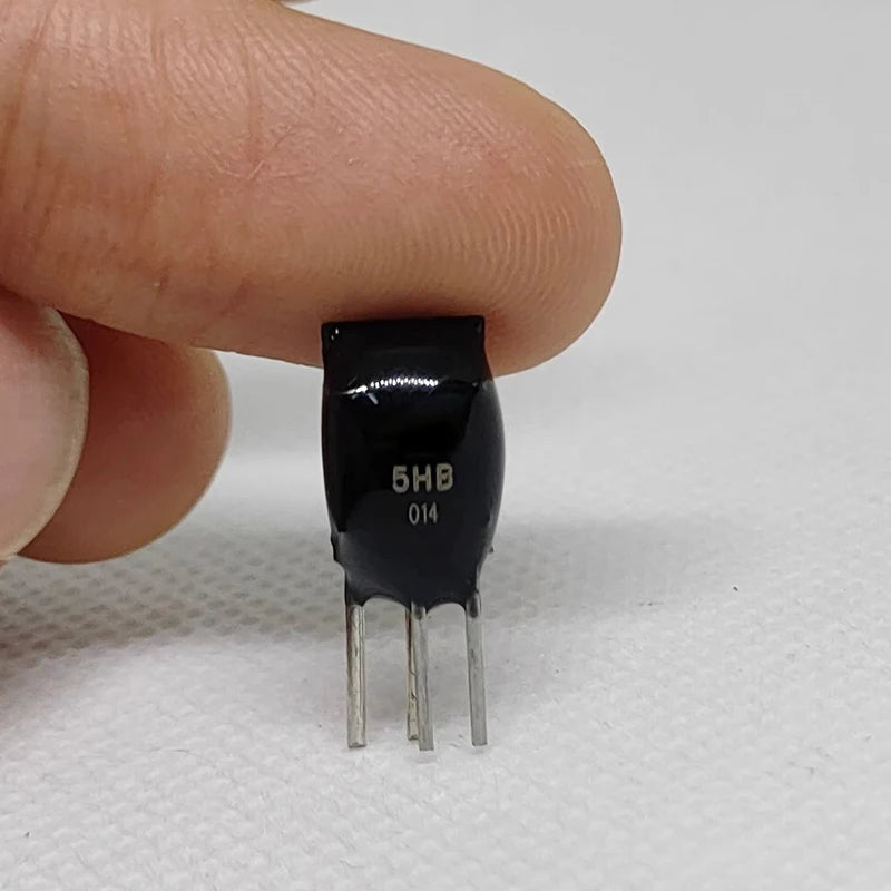 Small Mini PCB SSR 7A Solid State Relay DC to DC 5V 12V 24V