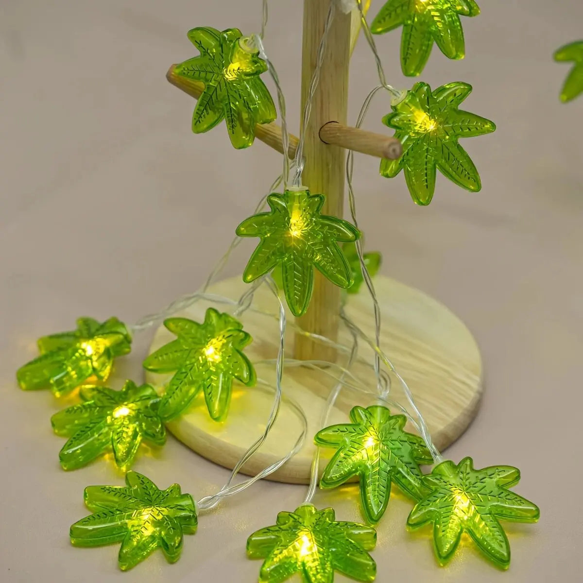 1PC Green Maple Leaf LED String Light,Battery-Powered Fairy Light,Decorative Lighting For Indoor/Outdoor Camping,Fence,Yard,Lawn