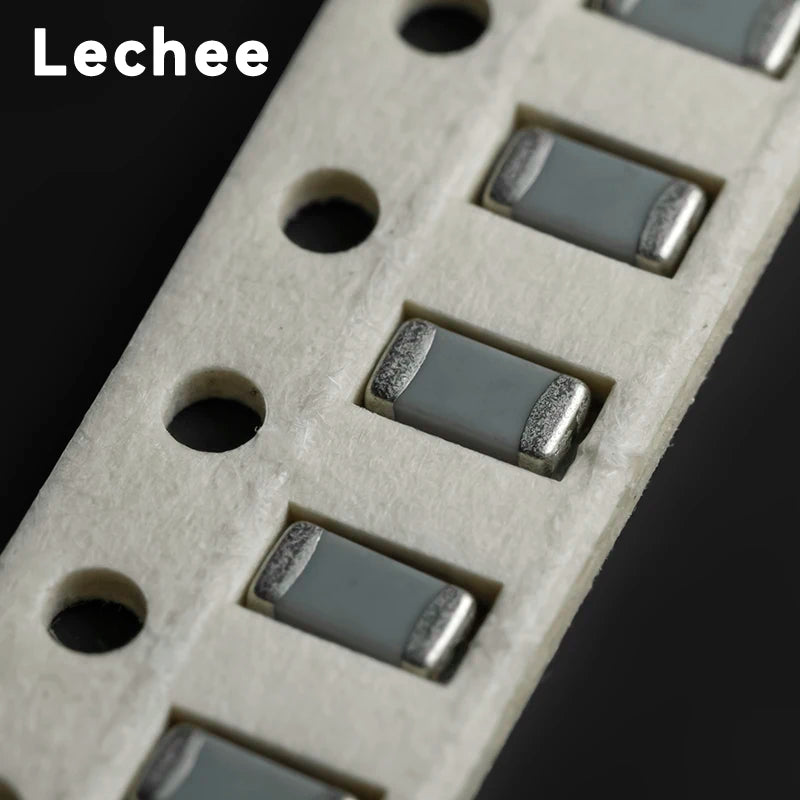 100pcs/lot 0201 0402 0603 0805 1206 SMD Ceramic capacitors 330pF 390pF 430pF 470pF 510pF 560pF  620pF 680pF 750pF 820pF NPO X7R
