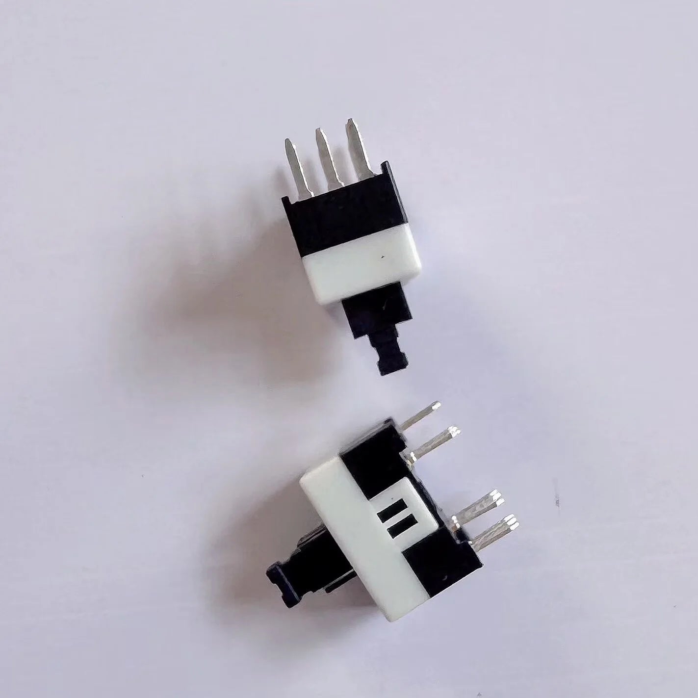 10PCS/Lot 11MM*7MM Self-locking Power On Off Switch Micro Switch 12pin DIP Latching Press Button Switch