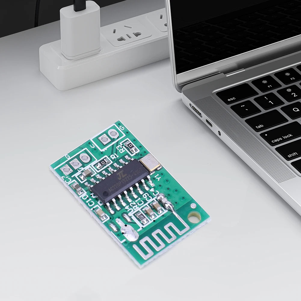 A-6928 5.0 Bluetooth-Compatible Receiver Module Audio Amplifier Board 5V Digital Amplifier Board