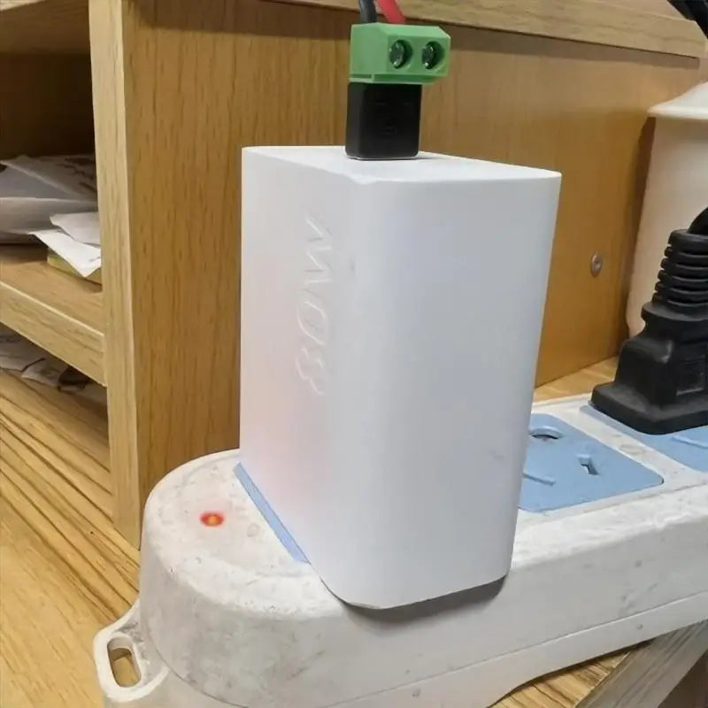 USB 2.0 Type A Male to 2 Pin Terminal Block Solderless Quick Connect Green Terminal for Charging Cable Power Bank DIY Connector