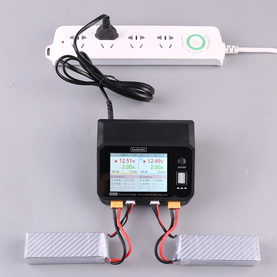 ToolkitRC M6DAC 350W X 2 USB-C 65W AC/DC Dual Smart Charger Discharger for 1-6S Lipo LiHV Lion NiMh Pb Battery with 15A Balance