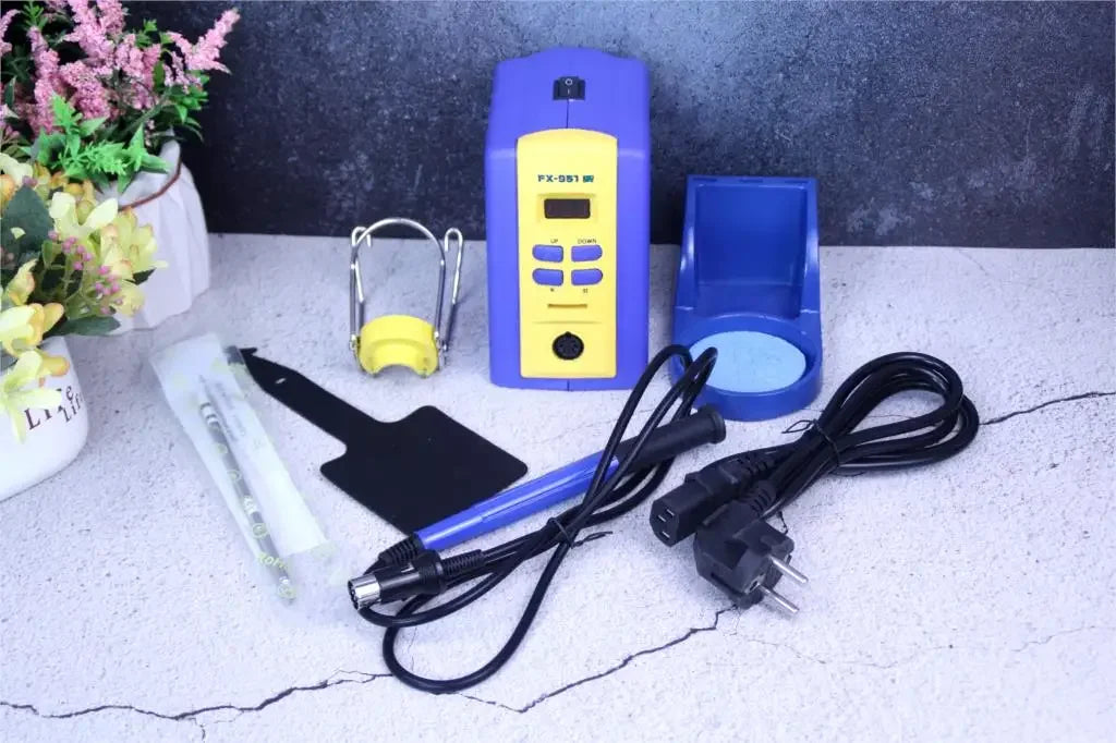 FX-951 fx951 Digital Thermostatic Soldering Station/ Soldering Iron 110V/220V+Welding wire