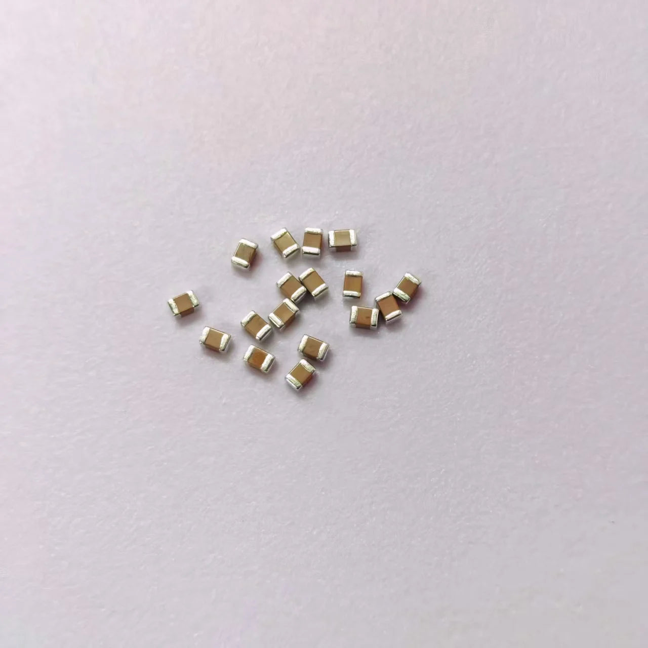 50pcs/100pcs SMD Ceramic Capacitors 0201 0402 0603 0805 1206 1uF 2.2uf 3.3 4.7uF 10uF 22uF 47uF 6.3V 10V 16V 25V 50V 100V X5RX7R