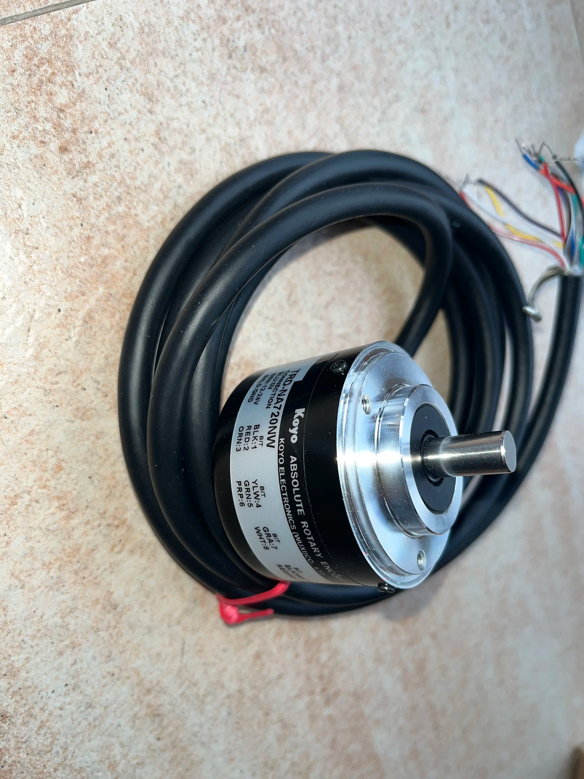 New original genuine KOYO absolute real photoelectric rotary encoder TRD-NA720NW   12-24V