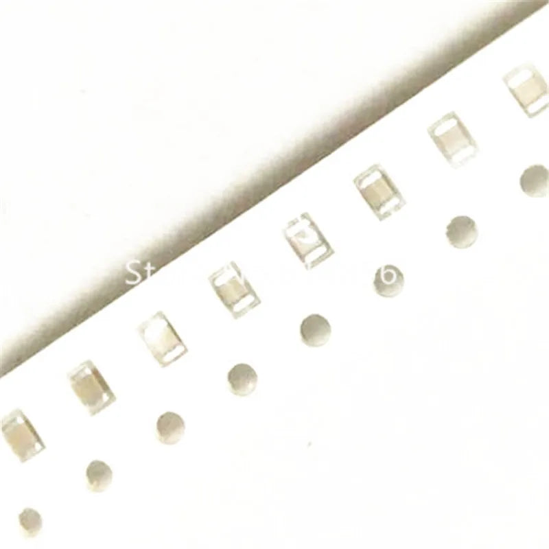 100pcs 100nF X7R Error 10% 50V 0805 0.1UF 104 1pF ~ 47uF SMD Thick Film Chip Multilayer Ceramic Capacitor