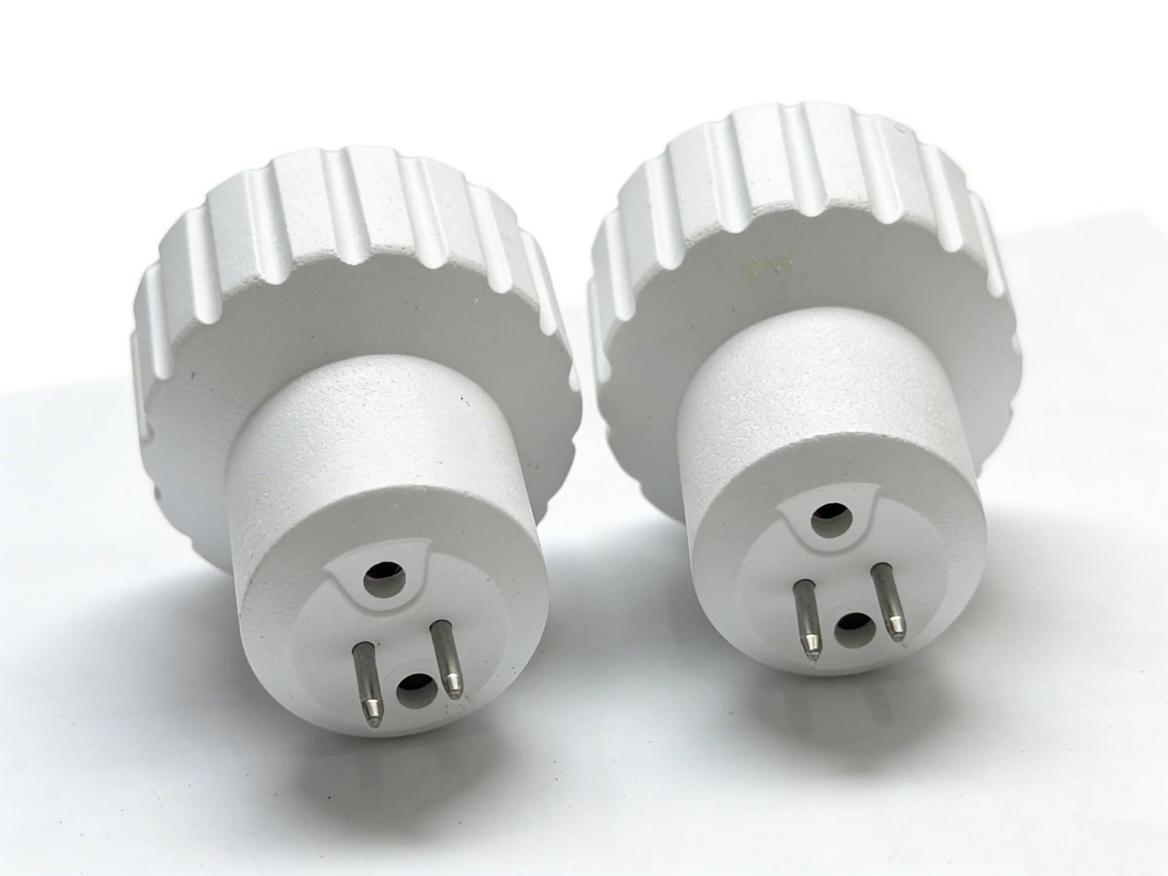 2pc MR16 to GU10 Halogen CFL LED Lamp Holder  Base Light Socket Adapter, Physically Change Contact,NO AC-DC Transformer Required