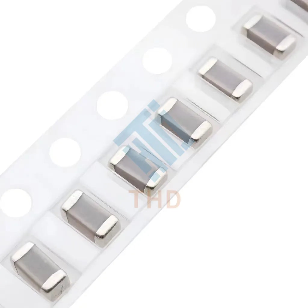 50PCS Chip capacitor 3216 1206 56PF 62PF 68PF 75PF 82PF 560J 620J 750J 50V 100V 250V 500V 1000V2000V 1KV 2KV NPO COG 5% accuracy