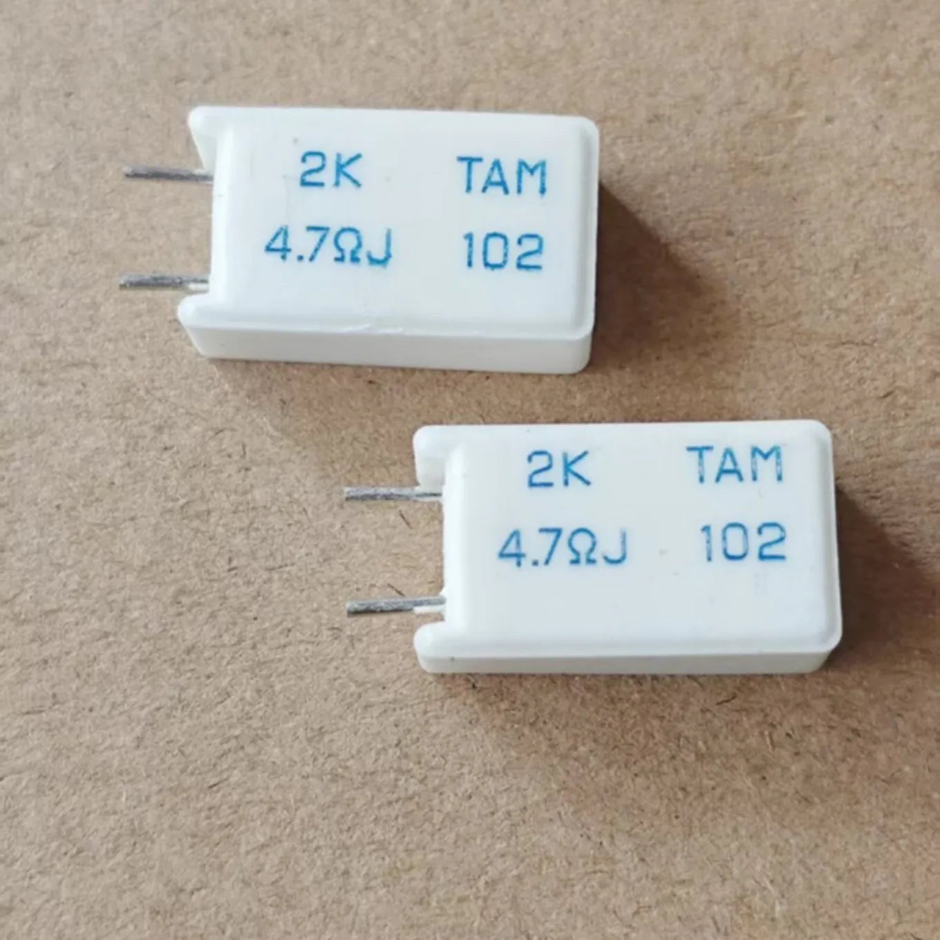 Original New 100% Cement Resistor TAM 2K 4.7ohm Vertical 2Pin Ceramic Resistor (Inductor)