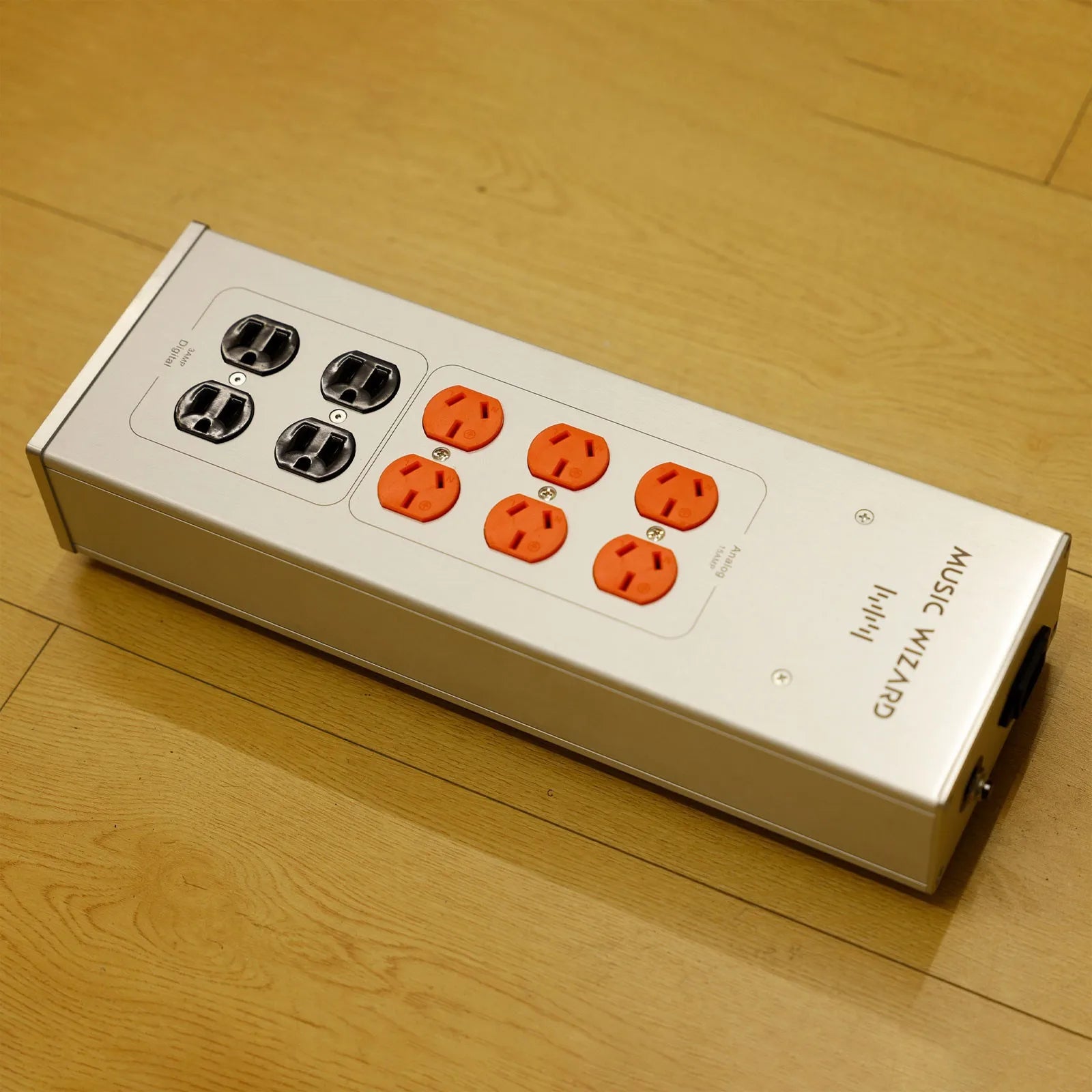 HiFiAMP Music Wizard Audiophile Power Conditioner 10 Outlet - Separate Digital and Analog Filter Strip