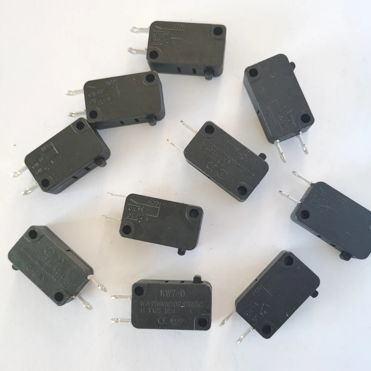 10-Pack Silver Contact KW7-0-BF Macroporous Sprayer Micro Switch Two-Pin Normally Closed Microswitch 2 Pins