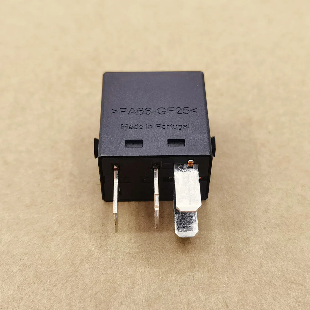 Original New 100% XC40 30A 40A 70A 12V Automotive Fan Air Conditioning Relay V23074-A1001-X137 V23136-B1-X142 V23136-J4-X141