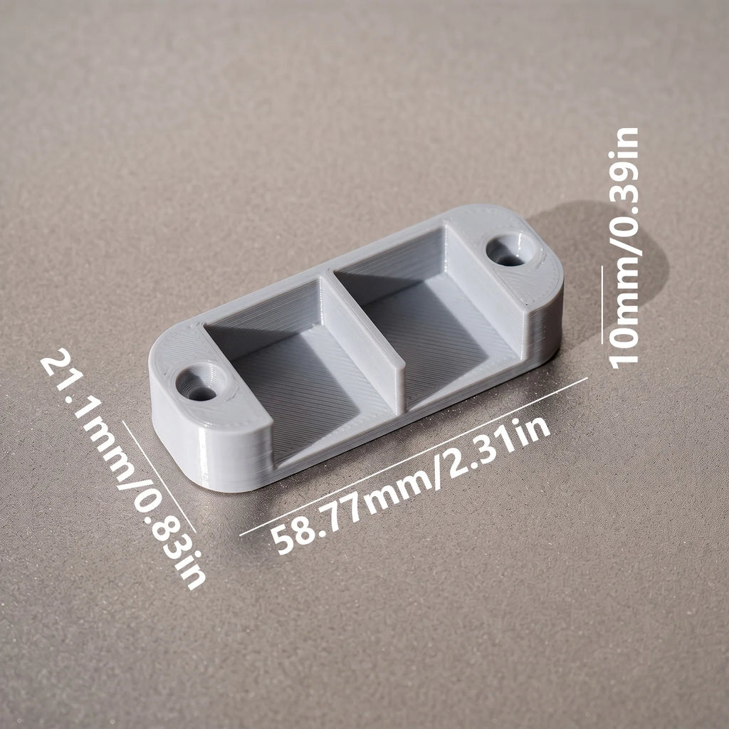 Suitable for WAGO 221 series: Mounting clips and organizers for securing and organizing terminal connectors.