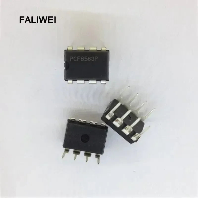 20PCS/LOT   PCF8563P PCF8563 DIP  good quality