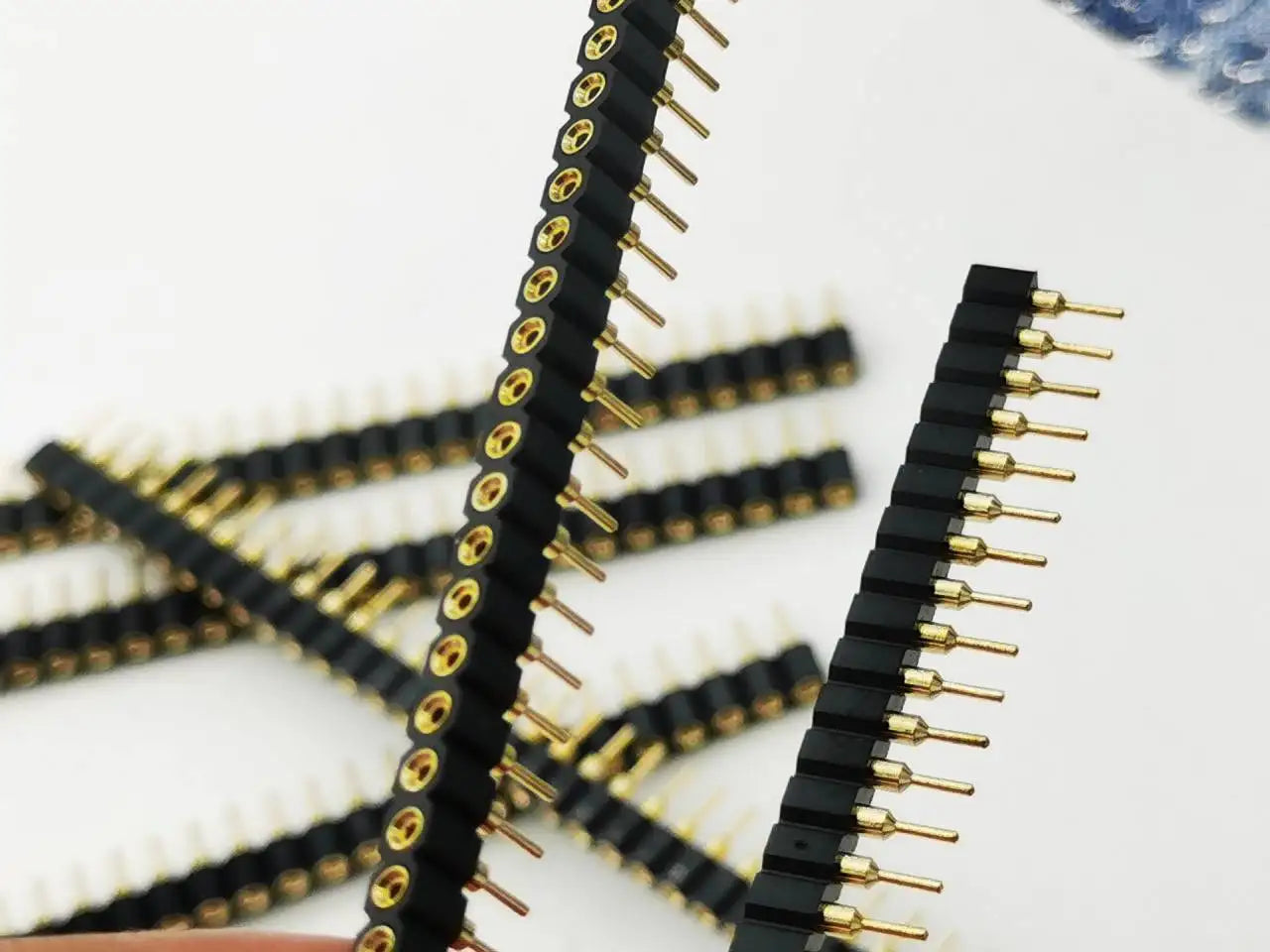 10pcs 2.54mm  L7.43mm Round Female Header Socket Single Row RA 1x40Pin Horizontal SMT Gold Round Hole Socket 0.1" Hole Male Pin
