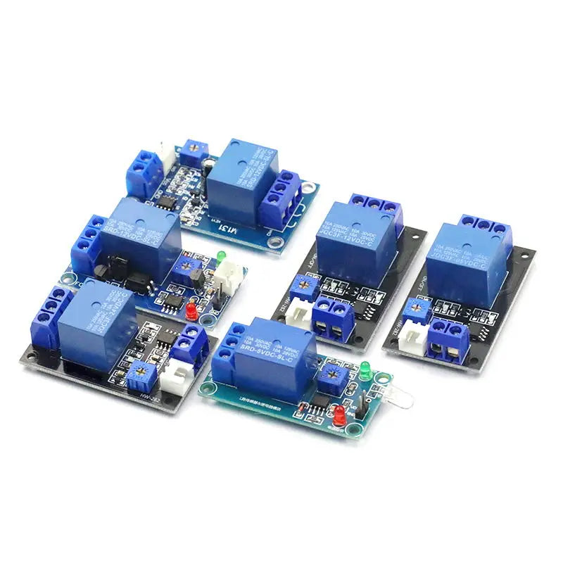 DC 5V 12V Light Photoswitch Sensor Switch LDR Photoresistor Relay Module Light Detection Photosensitive Sensor Board for Arduino