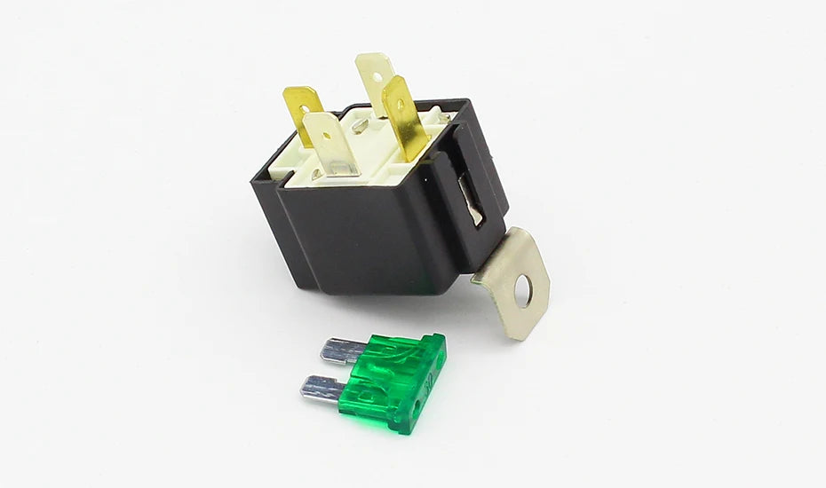 FORWARD relays top grade quality 4 pin 30A auto relay with fuse, coil voltage 12VDC relais