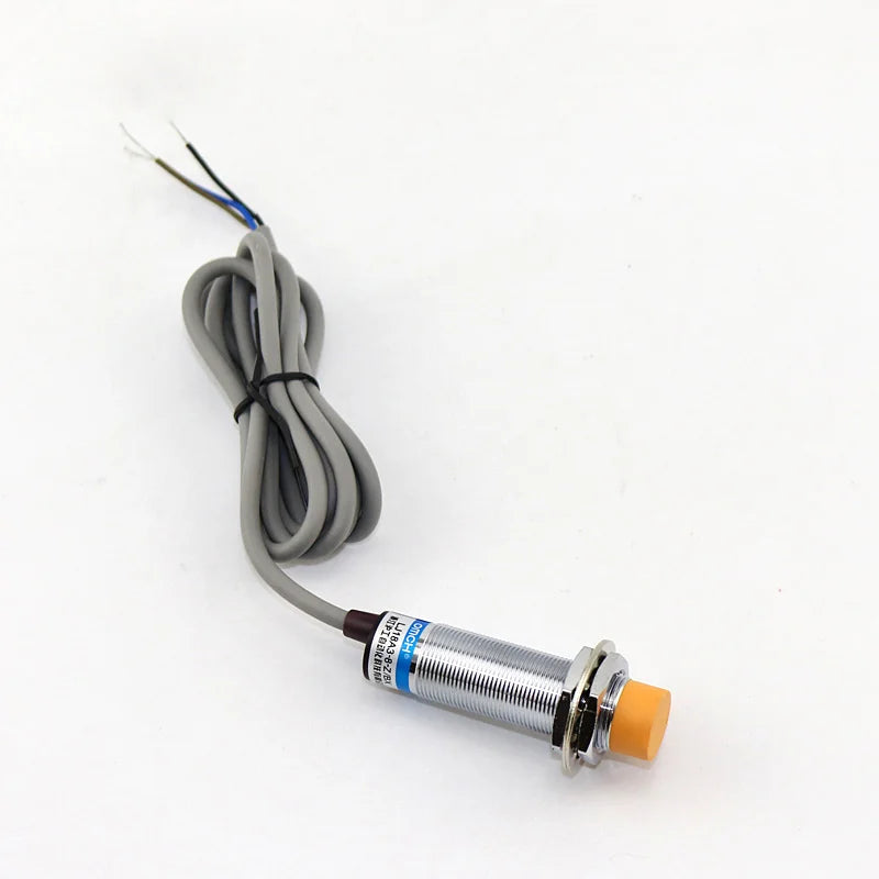 LJ18A3 Cylinder Inductive Proximity Sensor Switch M18 5MM 8MM NPN PNP DC 6~36V BX/BY/AX/AY/EX/DX/EZ/DZ Two Wire Proximity Switch
