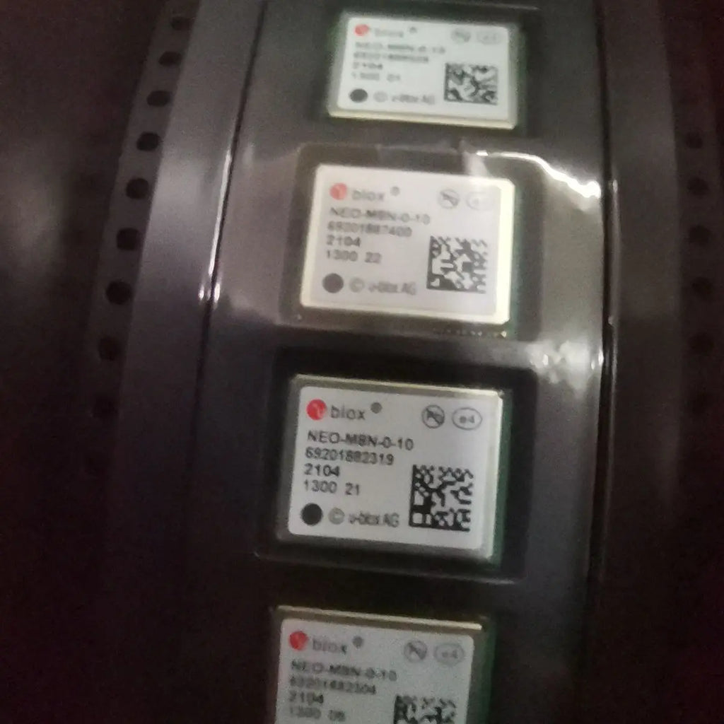 1PCS Supply of NEO-M8N-0-12 three frequency four mode sub meter GNSS module GPS module aircraft model positioning chip IC
