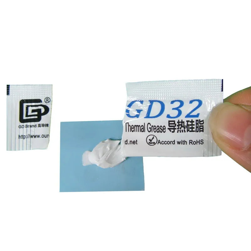 100 Pieces 0.5g Mini Bag Packaging GD Brand Series GD900 Thermal Grease Paste CPU Heat Sink Compound MB05