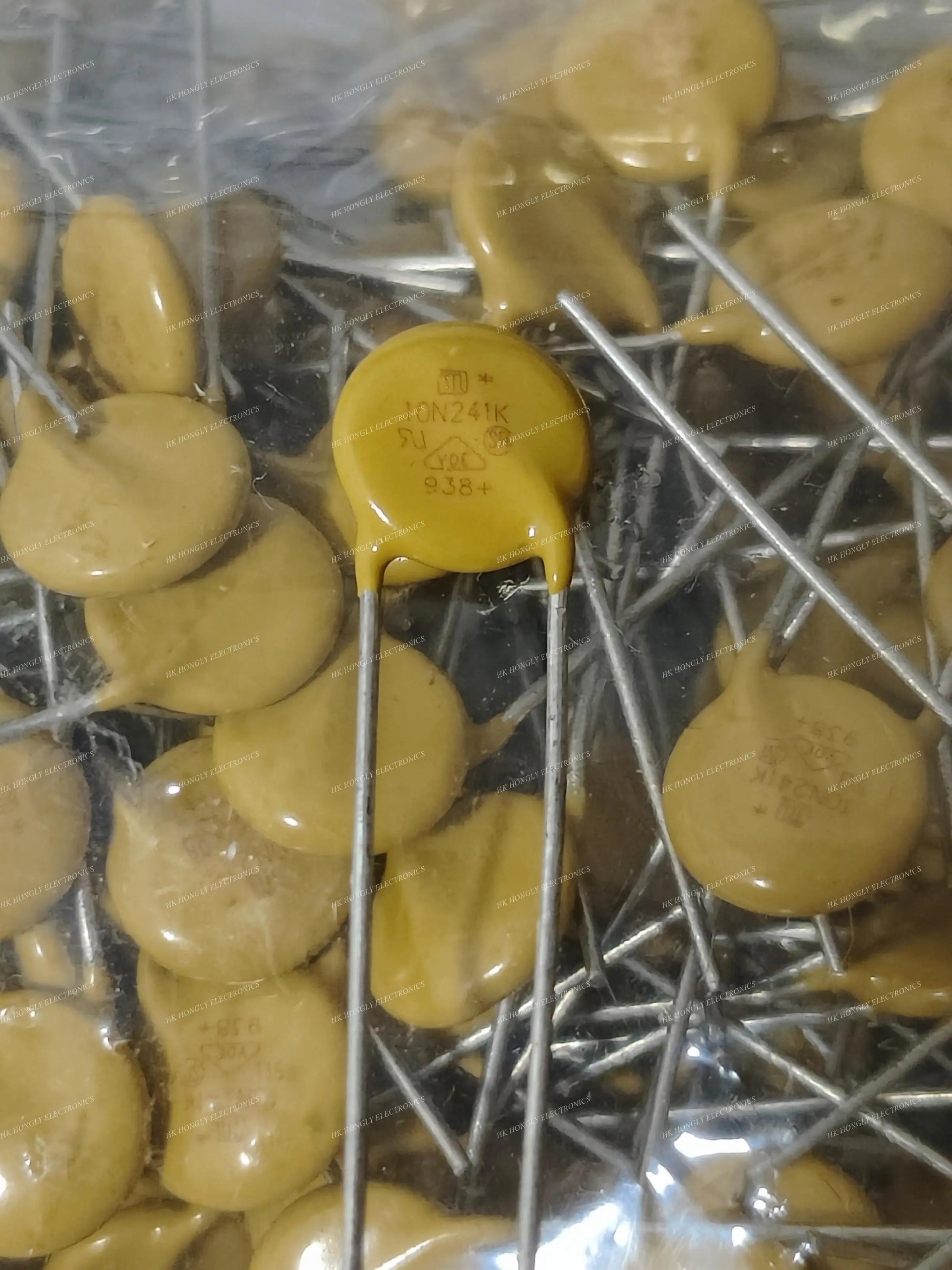 10PCS JVR JVR10N241K 10N241K 10N271K 10N431K 10N471K 10N561K 10N681K 10K241 10D241 10D271 10D431 10D561 10D681 10mm Varistors