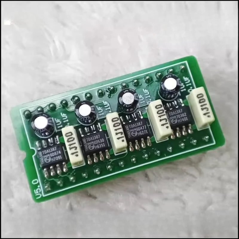 4 and TDA1387 chip directly replace TDA1541 audio decoding board SAA7220PIC digital-to-analog converter