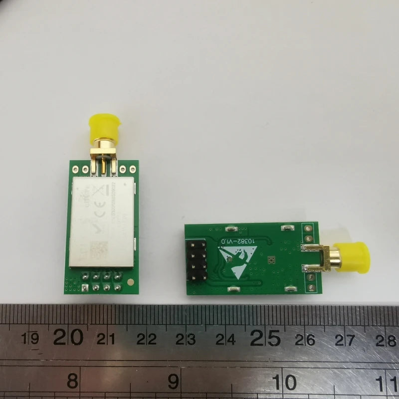 E01-ML01DP5 nRF24L01 PA LNA 2.4GHz Wireless RF Module IoT SPI Transmitter with shield nRF24L01P for Industrial Remote Control