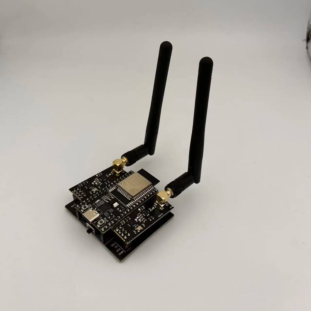 ESP32DevKitC NRF24L01 PA+LNA 2.4G LongDistance RF Transceiver BoosterModule For DIY Smart Home IoT WirelessDevelopment Accessory