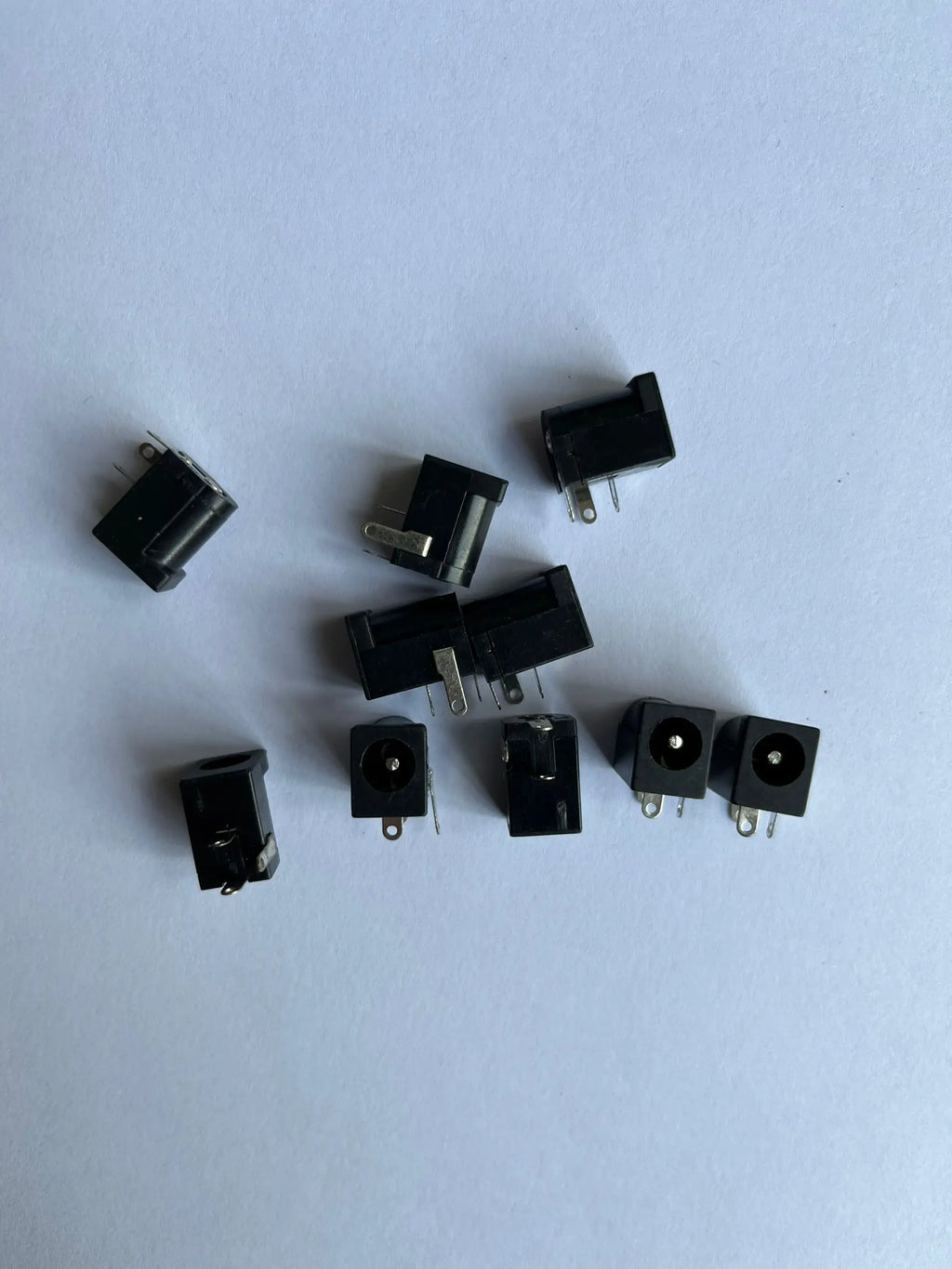 10Pcs PCB Mount 5.5 x 2.1 mm DC005 Female DC Power Jack Plug Socket Connector Black