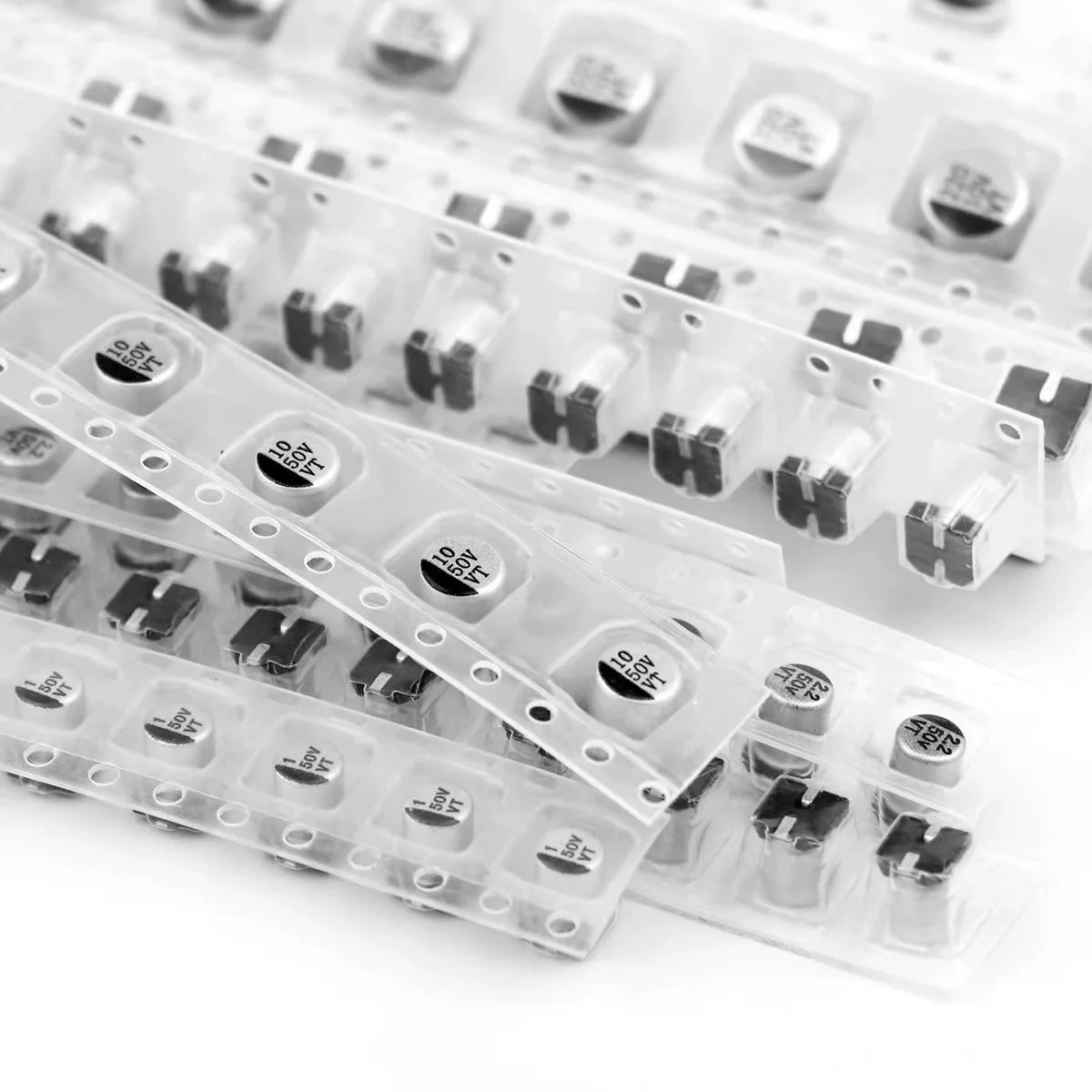 130PCS SMD Aluminum Electrolytic Capacitor 1UF-220UF 13 Value Aluminum Electrolytic Capacitor Combination Kit 10V 16V 25V 50V