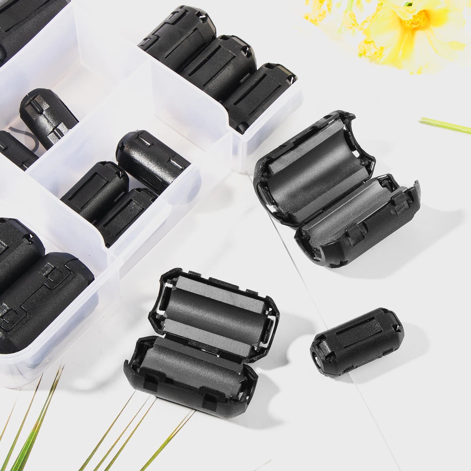 15pcs Clip-On Noise Filter,Ferrite Core Choke Ring RFI EMI Noise Suppressor Cable Clip 3.5-13mm