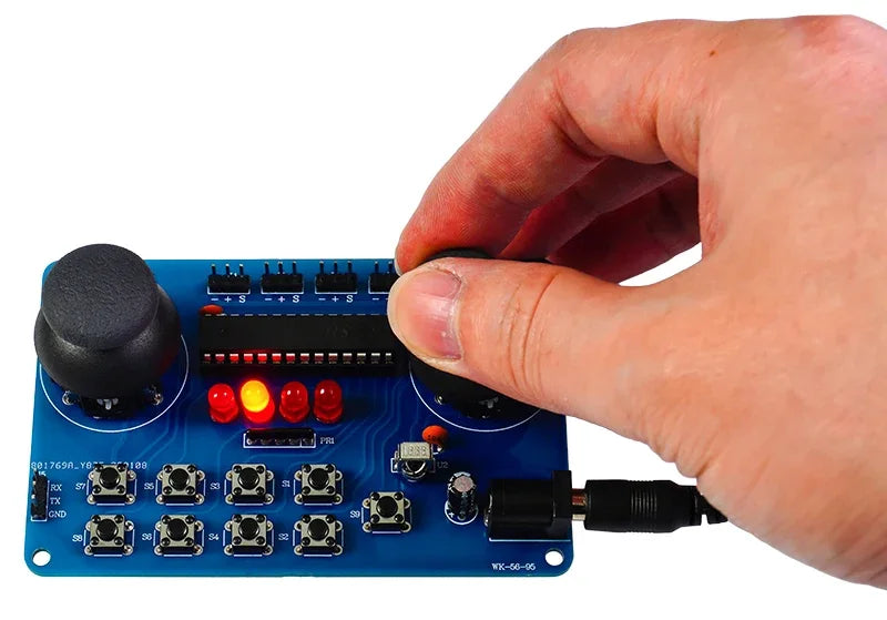 Four Degree of Freedom Assembly Robotic Arm Microcontroller Soldering Kit Acrylic Robotic Arm DIY Maker Learning Parts