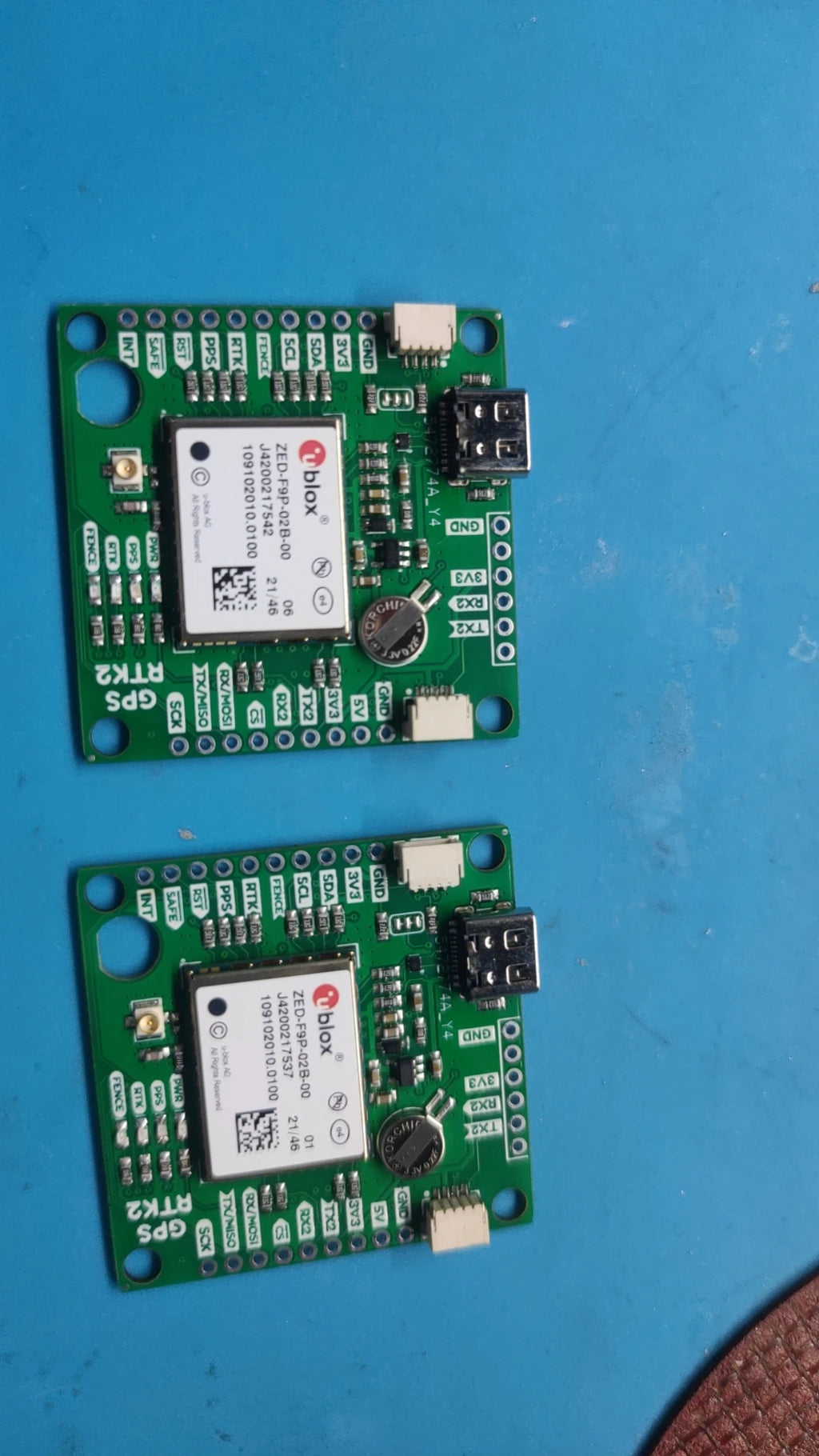 Good Designed with The ZED F9P F9 Module The RTK High Precision GNSS Receiver TOP Set GPS CHINA UART Support TTL Output Country