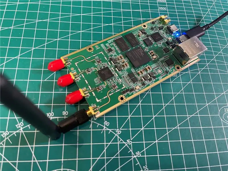 SDR AD9363 AD9361 ZYNQ7020 ADI Pluto Communication Experiment Platform For ADI ADALM-PLUTO Tame Clock CNC Case