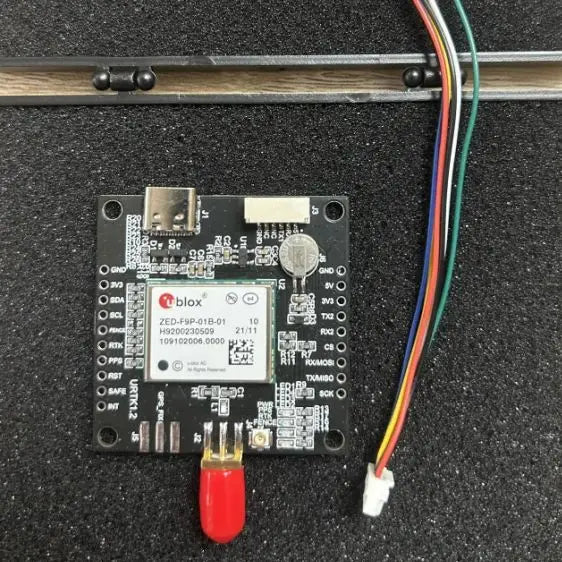 1PCS ZED-F9P-01B-01 RTK Differential Centimeter-Level Positioning Module GPS Navigation Module New Supply Receiver GNSS Board