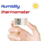 Solar Power Temperature and Humidity Meter Mini Portable Humidity Digital Electronic Temperature Detection Meter for Bedroom