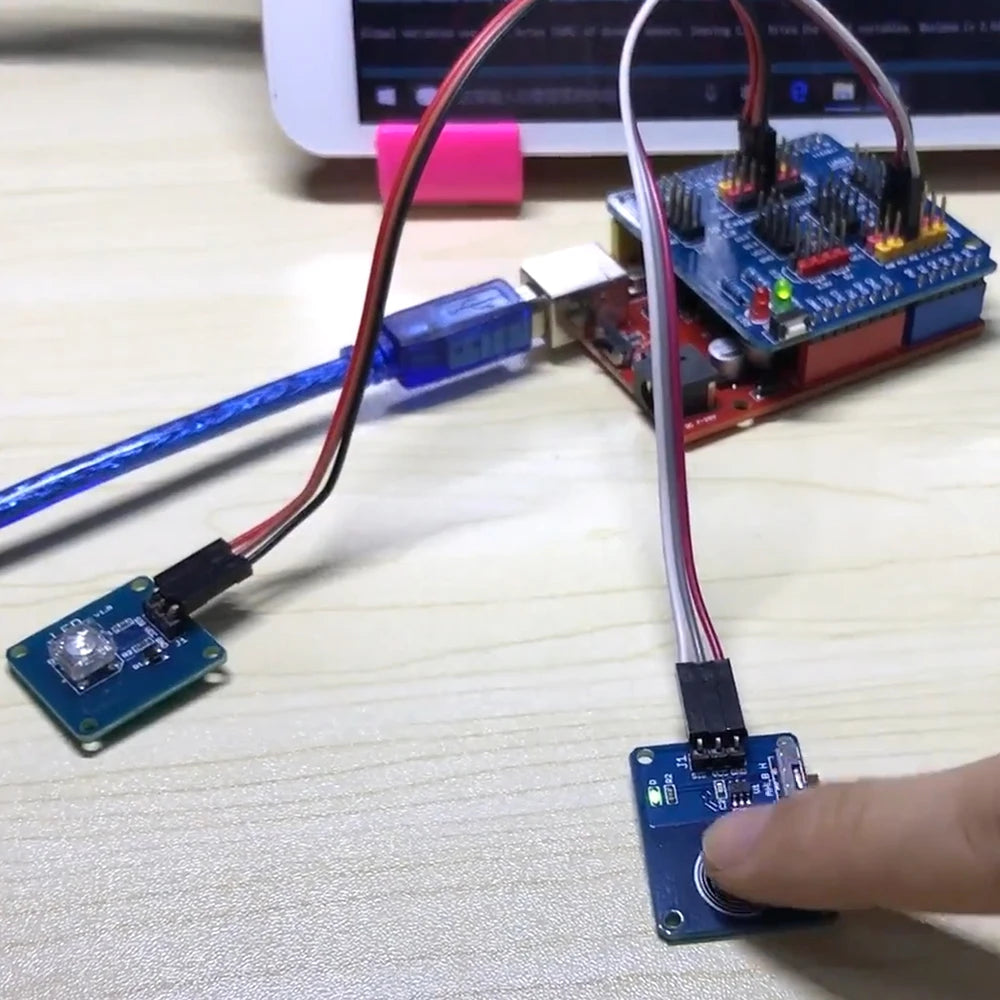 TTP223B Digital Touch Sensor Switch Module 1 Channel Capacitive Touch Module Gold-Plated Point Action Latch Type
