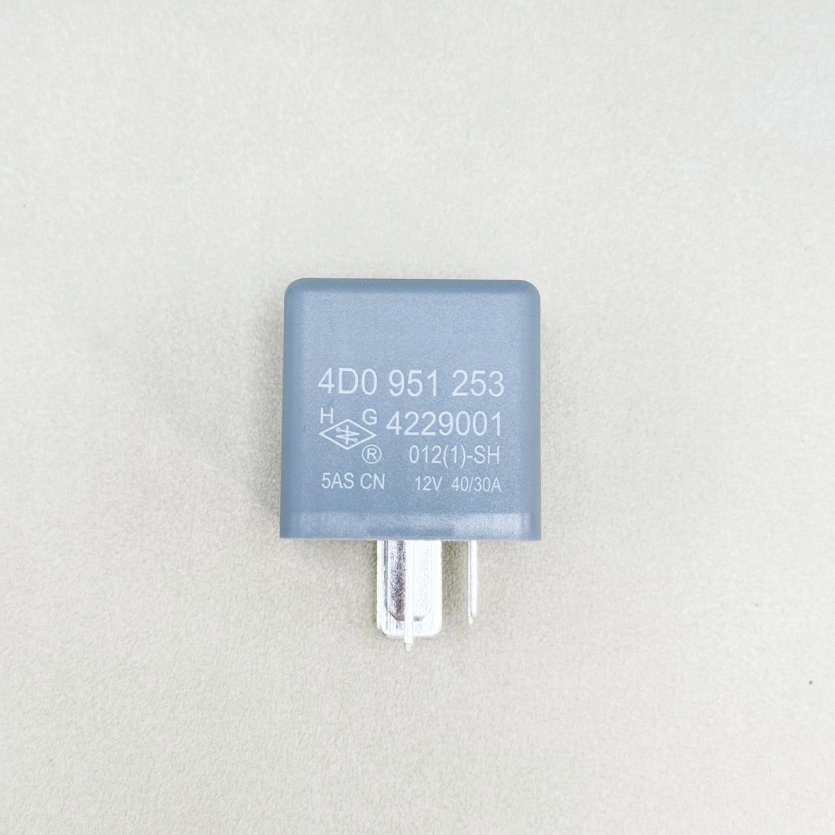 #372 Fuel Pump Relay 4D0951253 For Audi 100 1992-1994 A4 1996-2001 A6 1995-2004 A8 For VW Passat B5 1998-2002