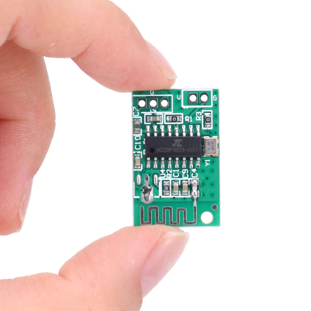 A-6928 5.0 Bluetooth-Compatible Receiver Module 5V Bluetooth-Compatible 5.0 Audio Amplifier Board