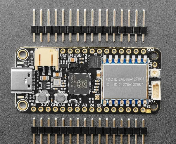 5714 Feather RP2040 with RFM95 LoRa Radio - 915MHz - RadioFruit and STEMMA QT Development Boards