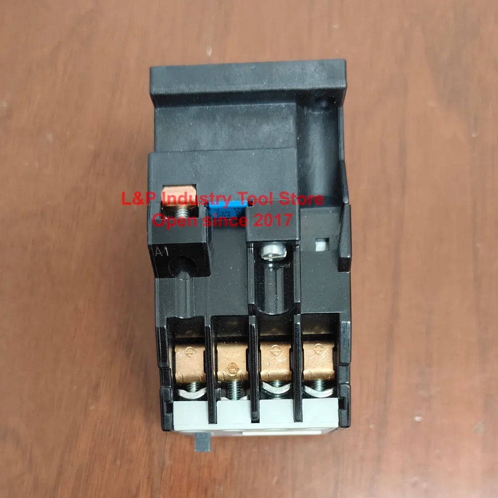 New Original SIEMENS 3TH8031-0X Contactor Relay Voltage AC24V AC36V AC110V AC220V AC380V Elevator Accessories 3TH80 31E 22E 40E